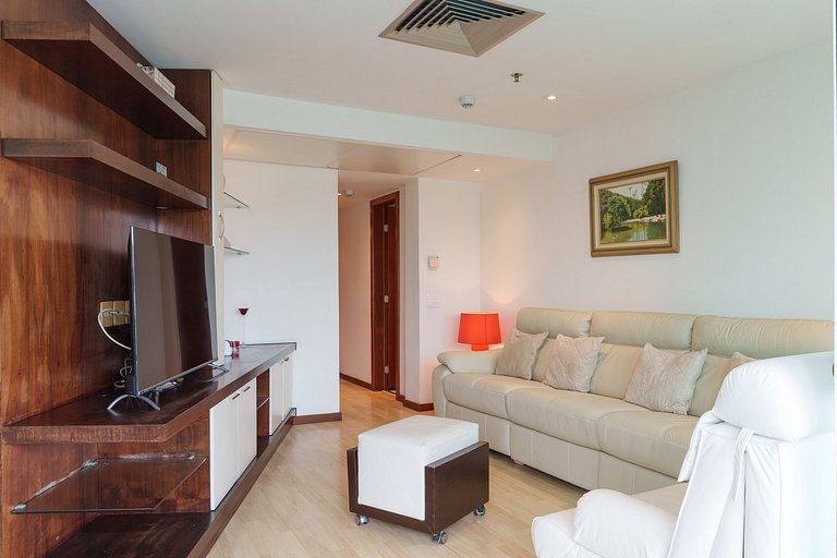Wyndham Rio Barra: 2 Suítes, Varandas e Vista Mar!