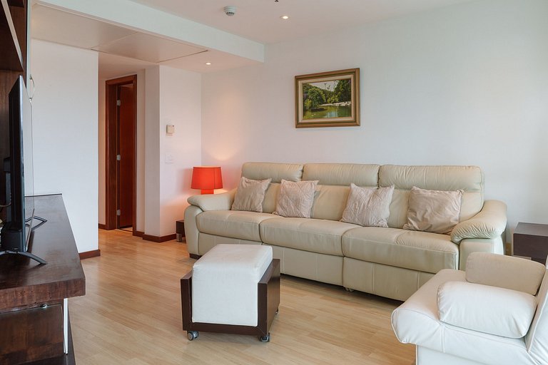 Wyndham Rio Barra: 2 Suítes, Varandas e Vista Mar!
