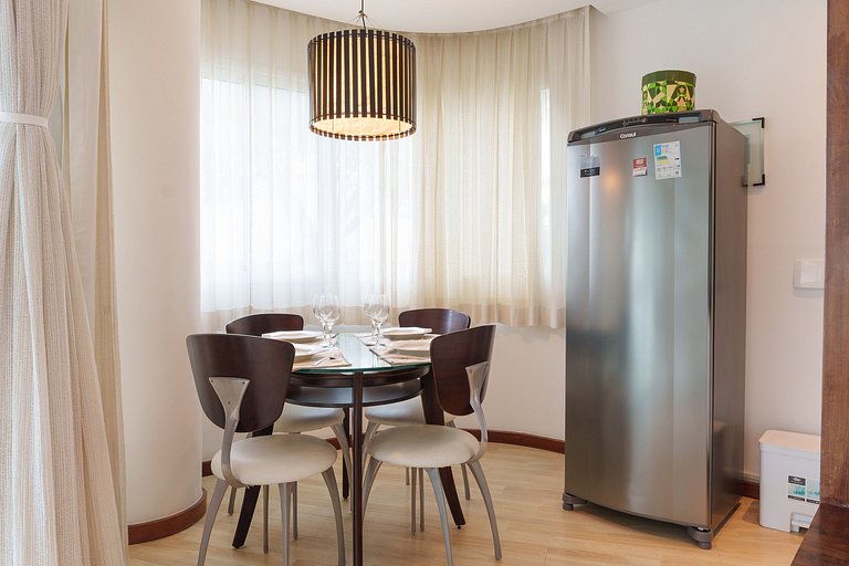Wyndham Rio Barra: 2 Suítes, Varandas e Vista Mar!