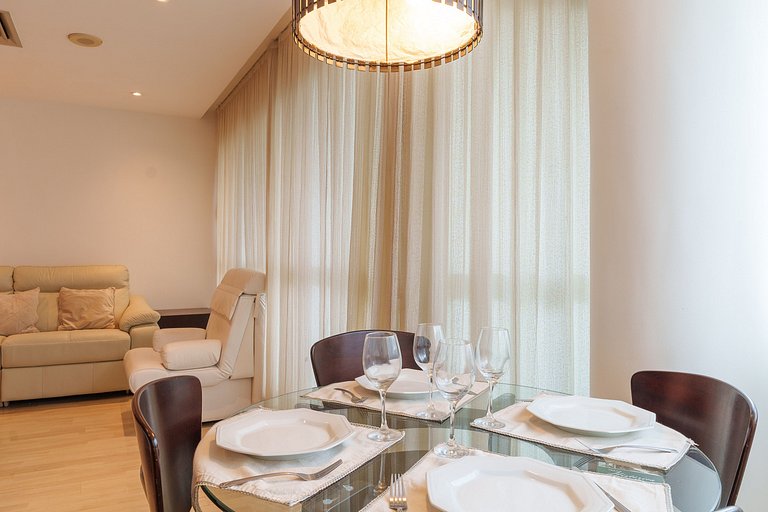Wyndham Rio Barra: 2 Suítes, Varandas e Vista Mar!