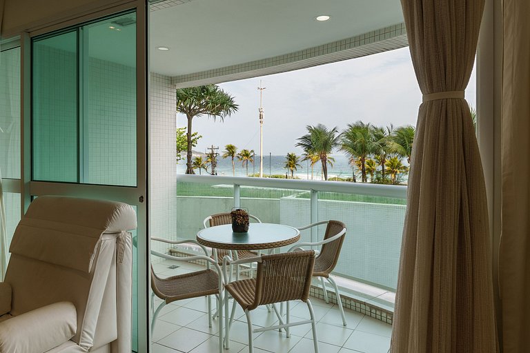 Wyndham Rio Barra: 2 Suítes, Varandas e Vista Mar!