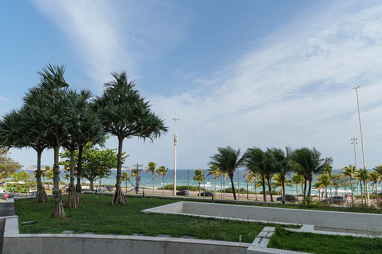 Wyndham Rio Barra: 2 Suítes, Varandas e Vista Mar!