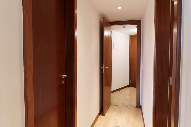 Wyndham Rio Barra: 2 Suítes, Varandas e Vista Mar!