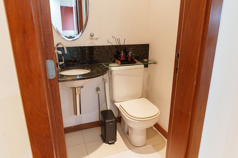 Wyndham Rio Barra: 2 Suítes, Varandas e Vista Mar!