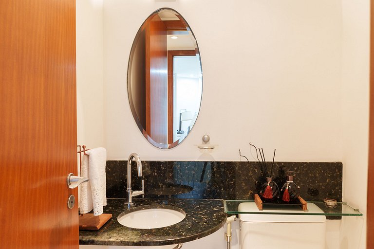 Wyndham Rio Barra: 2 Suítes, Varandas e Vista Mar!