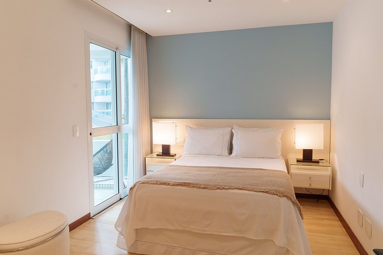 Wyndham Rio Barra: 2 Suítes, Varandas e Vista Mar!