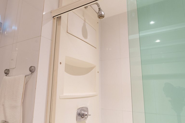 Wyndham Rio Barra: 2 Suítes, Varandas e Vista Mar!