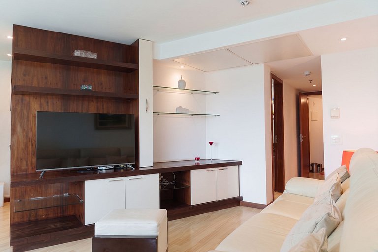 Wyndham Rio Barra: 2 Suítes, Varandas e Vista Mar!