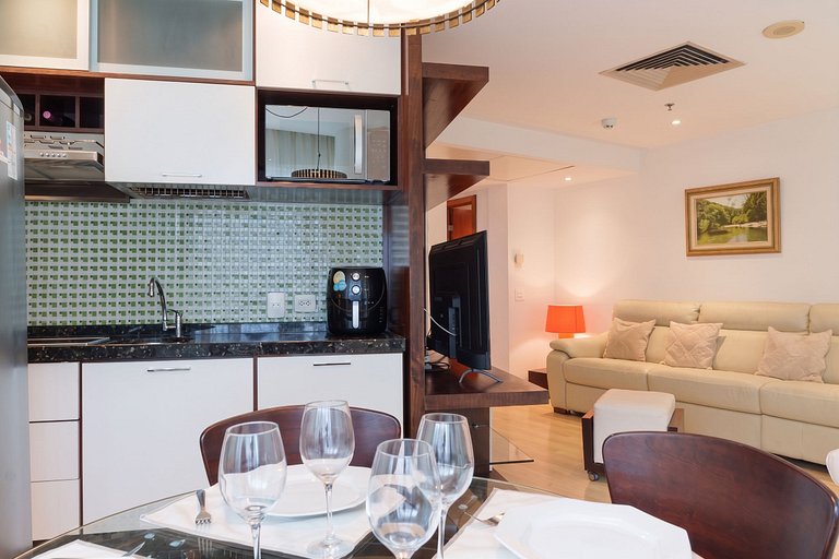 Wyndham Rio Barra: 2 Suítes, Varandas e Vista Mar!
