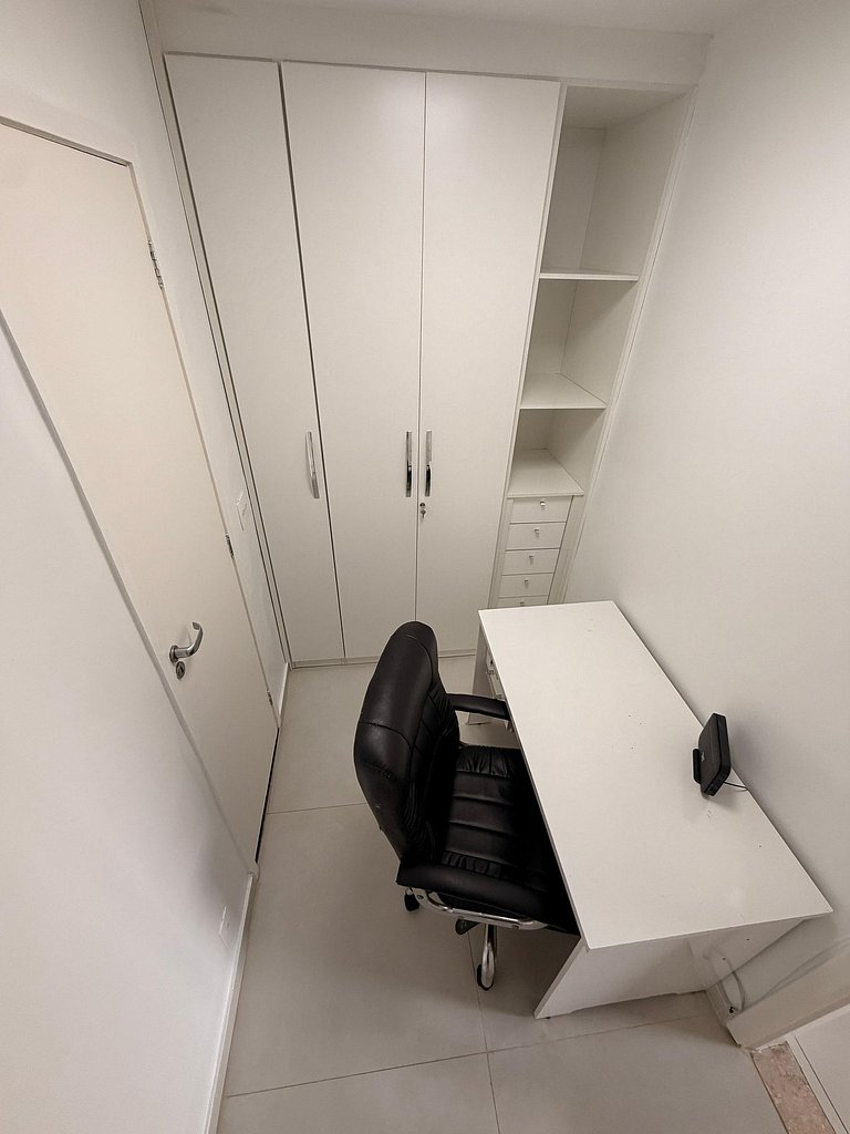 Portal Mágico RJ: 2 qts, Vaga e Vista Soberba!