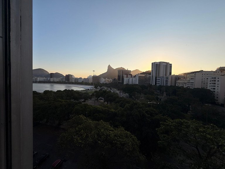 Portal Mágico RJ: 2 qts, Vaga e Vista Soberba!